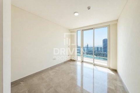 Penthouse de 4 chambres à EMAAR Beachfront, UAE No. 204627 18