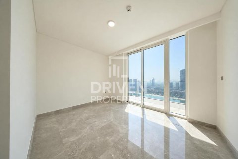 Penthouse de 4 chambres à EMAAR Beachfront, UAE No. 204627 10