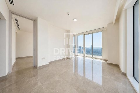 Penthouse de 4 chambres à EMAAR Beachfront, UAE No. 204627 16