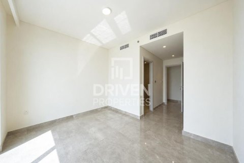Penthouse de 4 chambres à EMAAR Beachfront, UAE No. 204627 11