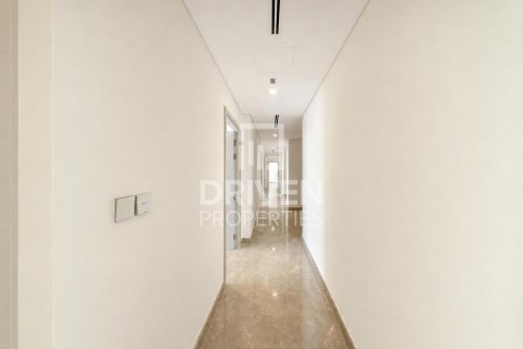 Penthouse de 4 chambres à EMAAR Beachfront, UAE No. 204627 20