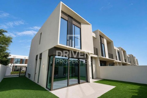 Townhouse de 4 chambres à Nara, UAE No. 209853