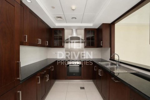 Apartment de 2 dormitorios en 29 Burj Boulevard, UAE No. 204010 12