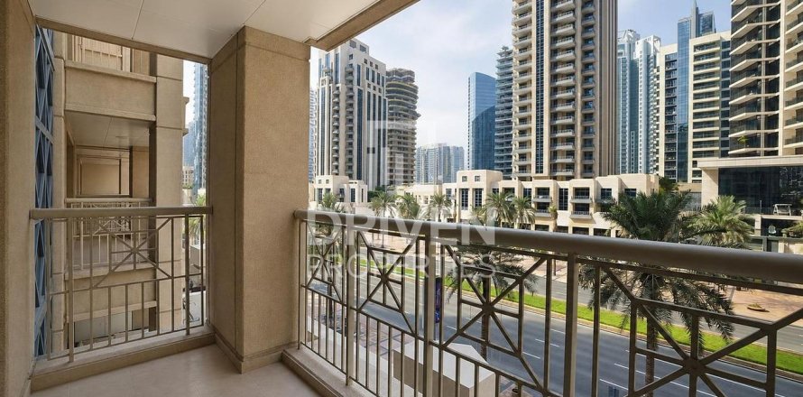 Apartment de 2 dormitorios en 29 Burj Boulevard, UAE No. 204010