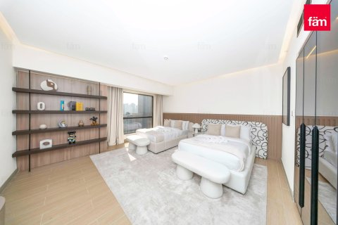 4 bedrooms Apartment in Dubai, UAE No. 143579 6