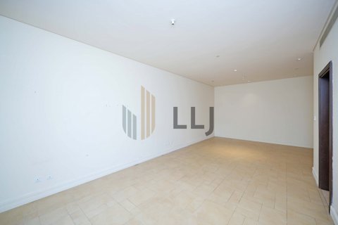 Квартира с 3 спальнями  №131521 10