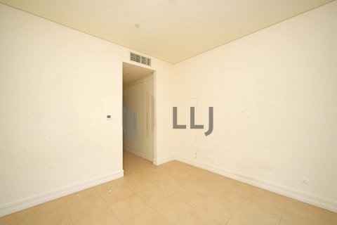 Квартира с 3 спальнями  №131521 19