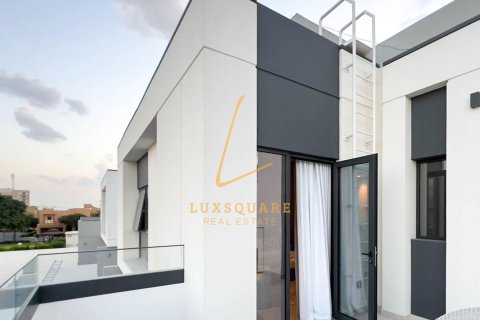 4 bedrooms Villa in Murooj Al Furjan, UAE No. 185086 19