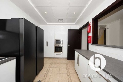 3 bedrooms Apartment in Jumeirah Beach Residence, UAE No. 208430 8