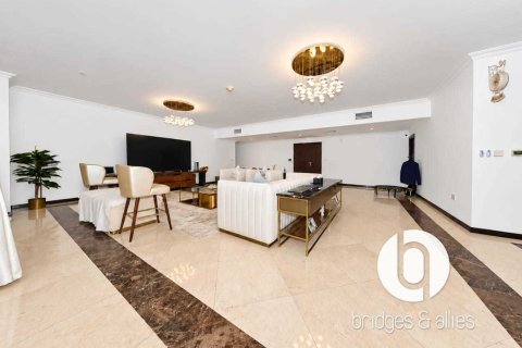 3 bedrooms Apartment in Jumeirah Beach Residence, UAE No. 208430 5