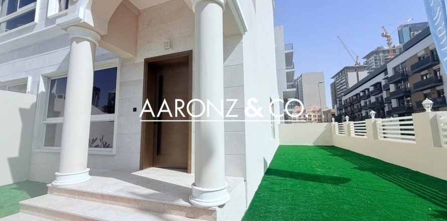 4 غرف نوم تاون هاوس في دائرة قرية جميرا, الإمارات العربية المتحدة رقم 144076