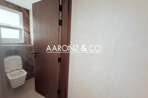 4 غرف نوم تاون هاوس في دائرة قرية جميرا, الإمارات العربية المتحدة رقم 144077 21