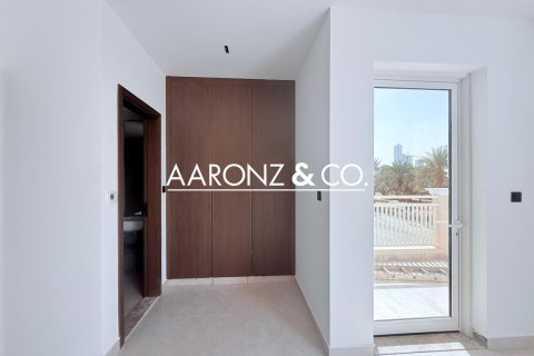 4 غرف نوم تاون هاوس في دائرة قرية جميرا, الإمارات العربية المتحدة رقم 144077 10