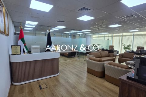 101مربع، مكتب في الخليج التجاري, الإمارات العربية المتحدة رقم 144078 3