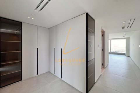 3 bedrooms Penthouse in Dubai, UAE No. 198888 17