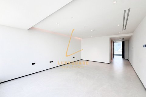 3 bedrooms Penthouse in Dubai, UAE No. 198888 4