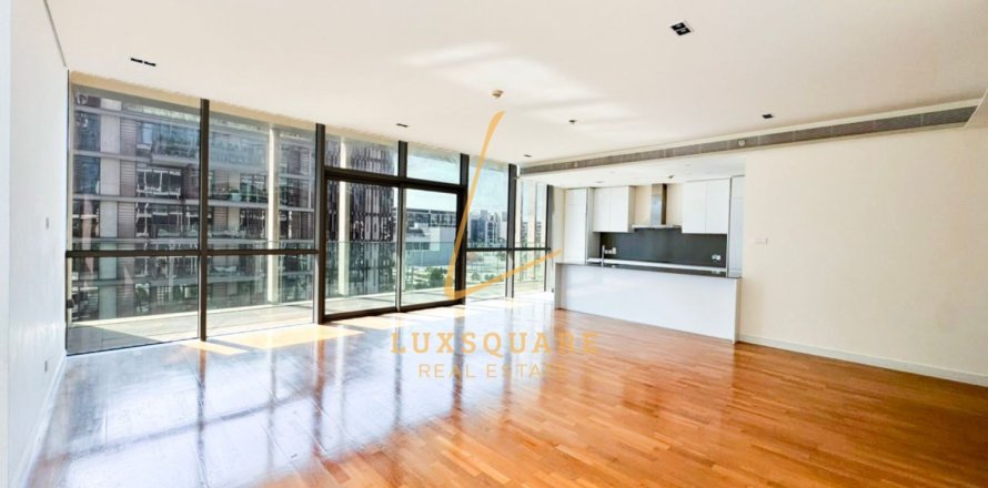 3 bedrooms Apartment in Al Wasl, UAE No. 198882