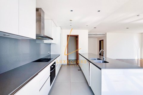 3 bedrooms Apartment in Al Wasl, UAE No. 198882 22