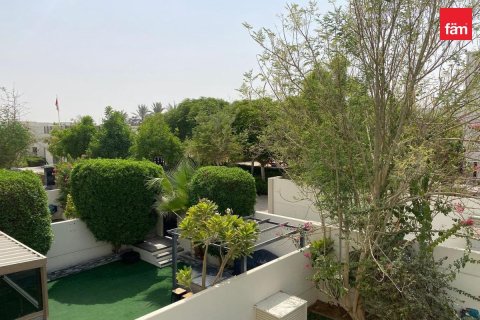 3 bedrooms Villa in Town Square, UAE No. 168856 15