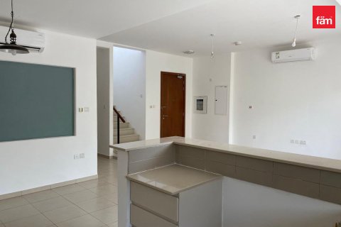 3 bedrooms Villa in Town Square, UAE No. 168856 7