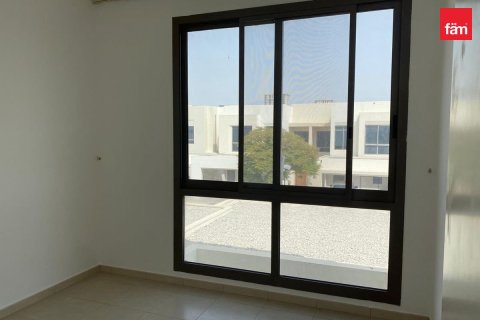 3 bedrooms Villa in Town Square, UAE No. 168856 4