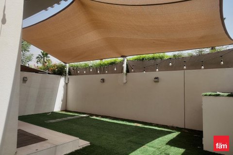 3 bedrooms Townhouse  No. 116908 2