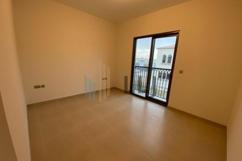 Villa de 3 dormitorios en Abu Dhabi, UAE No. 102045 3