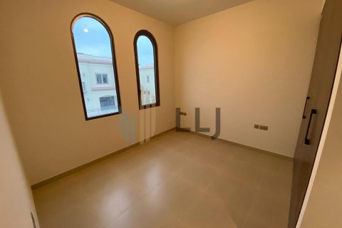 Villa de 3 dormitorios en Abu Dhabi, UAE No. 102045 11