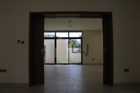 Villa de 5 dormitorios en  Yas Island, UAE No. 102044 9