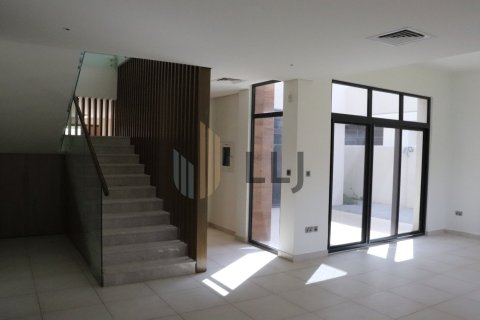 Villa de 5 dormitorios en  Yas Island, UAE No. 102044 7