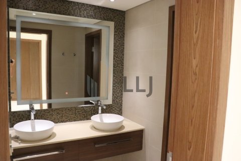 Villa de 5 dormitorios en  Yas Island, UAE No. 102044 21