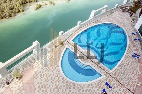 Apartment de 2 dormitorios en Al Reem Island, UAE No. 102046 2