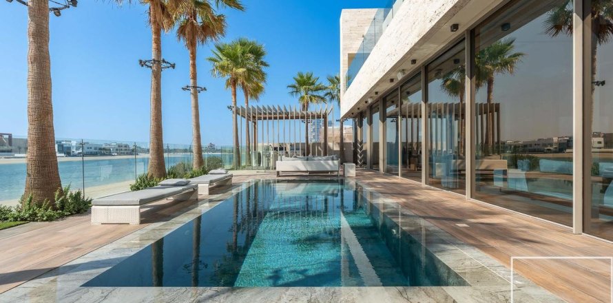 Вилла с 4 спальнями в Пальма Джумейра, ОАЭ №136398