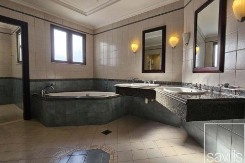 Вилла с 4 спальнями в Garden Homes, ОАЭ №136395 11