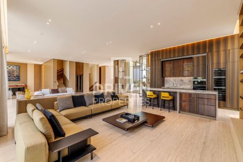 Villa de 6 dormitorios en La Mer, UAE No. 137700 26