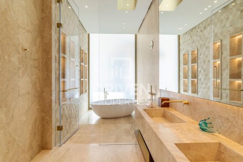 Villa de 6 dormitorios en La Mer, UAE No. 137700 8