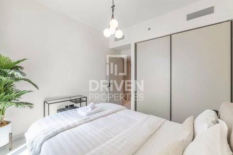 Квартира с 2 спальнями в EMAAR Beachfront, ОАЭ №137702 13