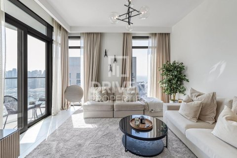 Квартира с 2 спальнями в EMAAR Beachfront, ОАЭ №137702 17