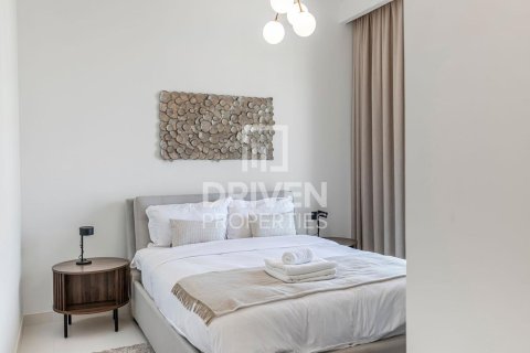 Квартира с 2 спальнями в EMAAR Beachfront, ОАЭ №137702 10