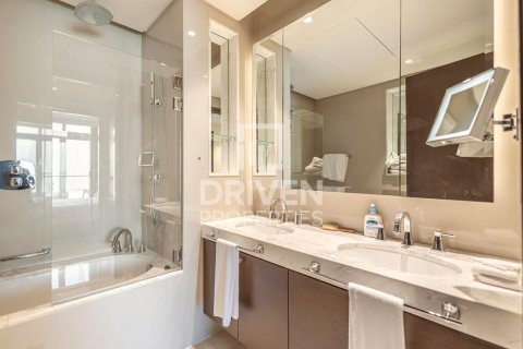 Apartment de 1 dormitorio en The Address Residence Fountain Views, UAE No. 137705 6