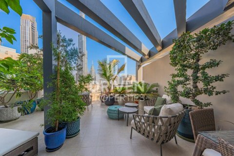 2 bedrooms Apartment in 29 Burj Boulevard, UAE No. 137701 17