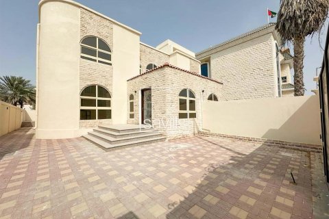 Villa de 7 dormitorios en Muroor Area, UAE No. 203811 4
