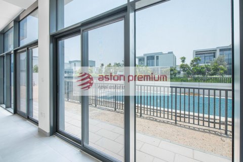 5 bedrooms Villa in Al Furjan, UAE No. 104984 16