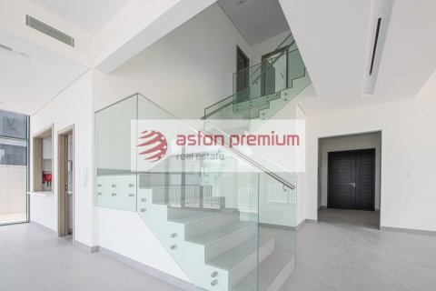 5 bedrooms Villa in Al Furjan, UAE No. 104984 7