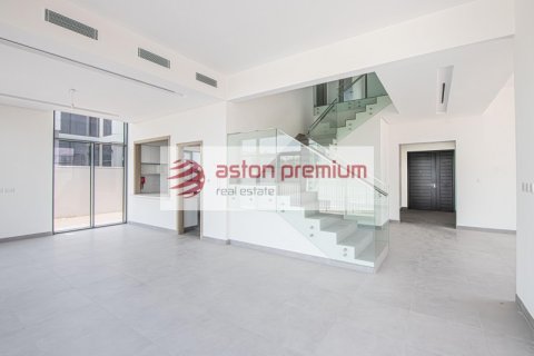 5 bedrooms Villa in Al Furjan, UAE No. 104984 9