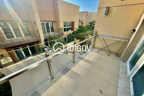 Вилла с 3 спальнями в Dubai Science Park, ОАЭ №187927 5