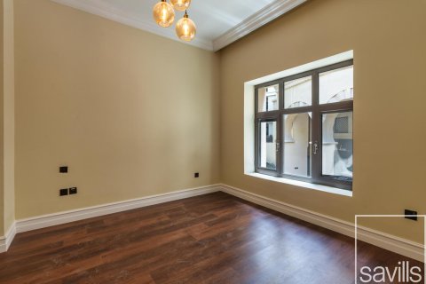 Квартира с 3 спальнями в Даунтаун Дубай (Даунтаун Бурдж Дубай), ОАЭ №136589 20