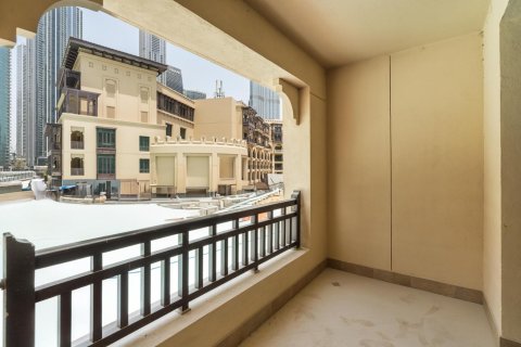 Квартира с 3 спальнями в Даунтаун Дубай (Даунтаун Бурдж Дубай), ОАЭ №136589 17