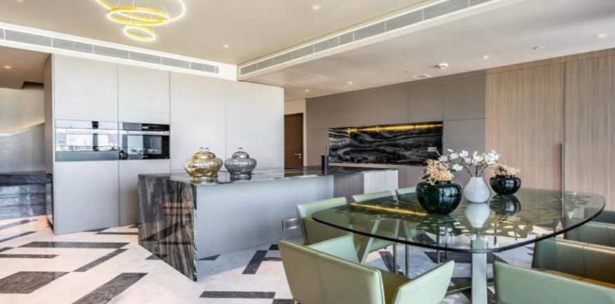 4 bedrooms Apartment No. 127331