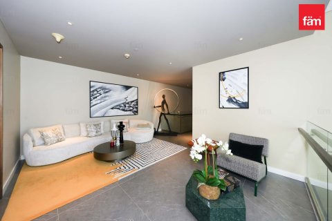 Apartment de 4 dormitorios en Al Wasl, UAE No. 127331 4